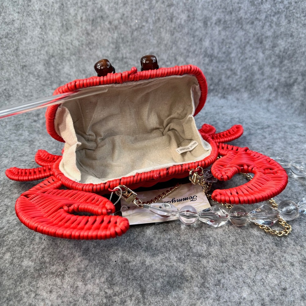 Tommy Bahama Red Wicker Crab Crossbody Bag Beaded Handle Novelty Purse NWT - Picture 4 of 13